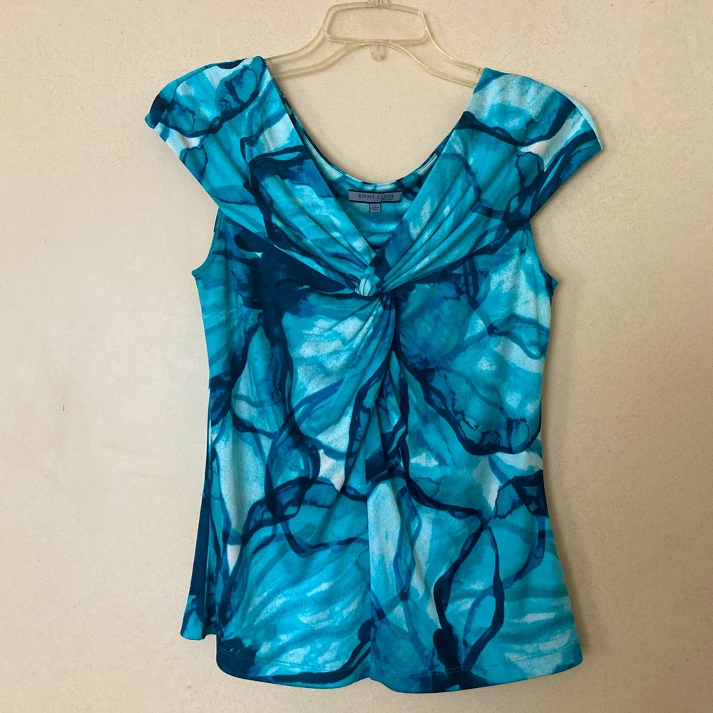 Used Anne Klein silk sleeveless top in petite small